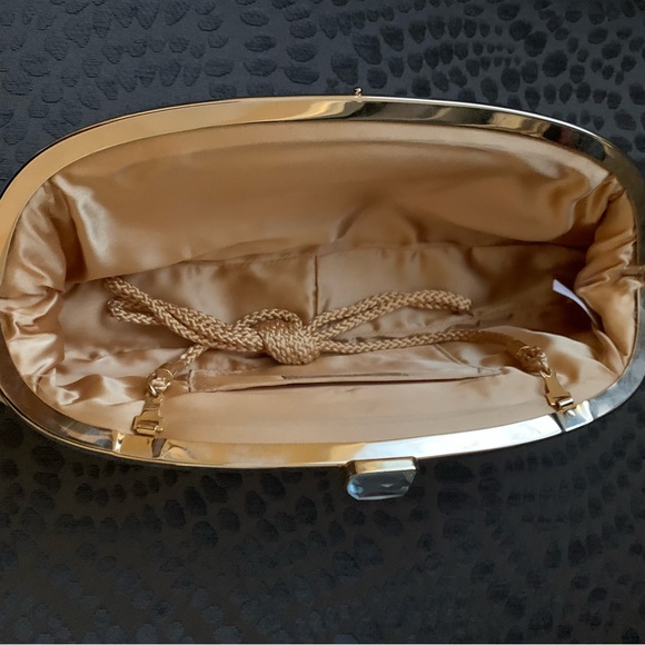 Apt 9 Womens Gold Satin Pleated Clutch, Snap Top Closure With Crystal , Like New - Picture 11 of 15